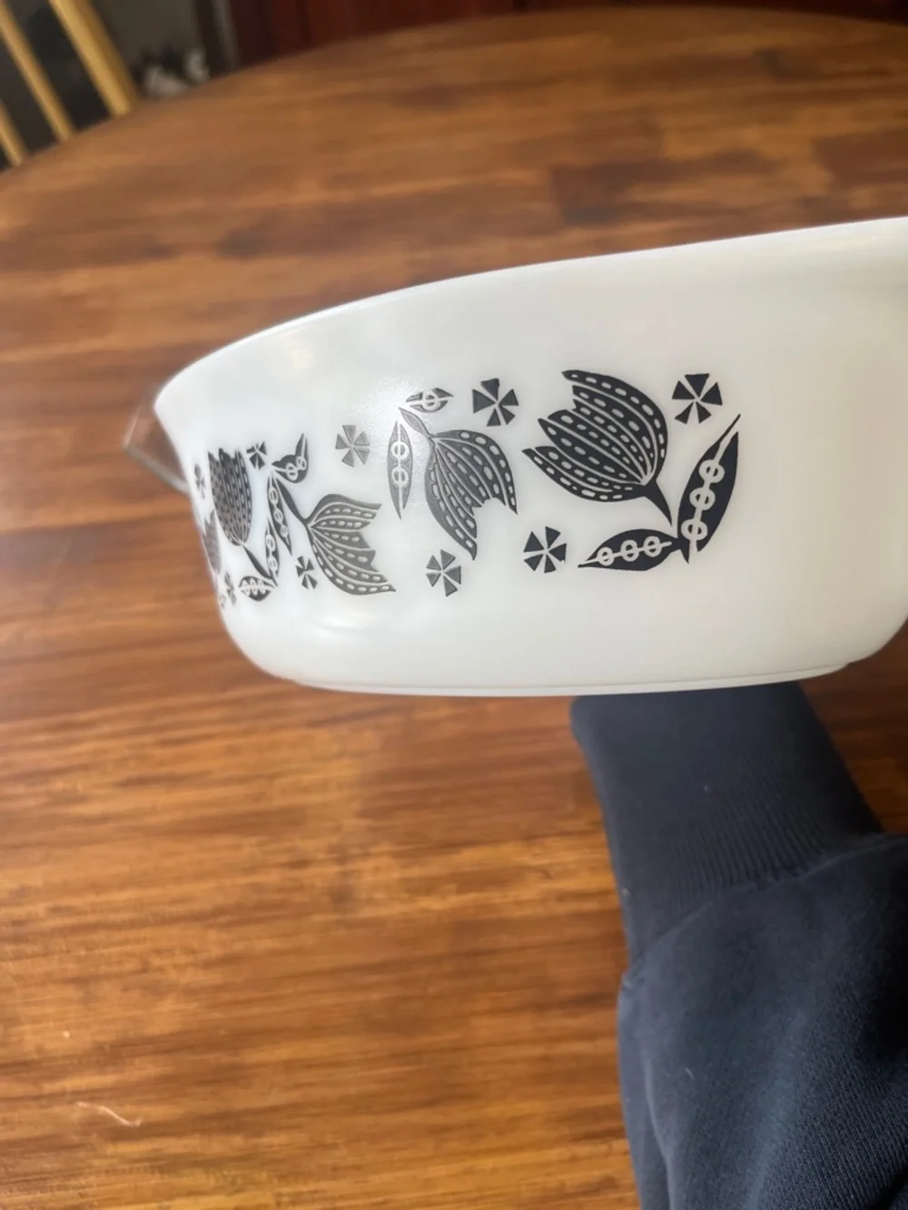 Rare Vintage Pyrex Black Tulip 1.5 Quart Casserole Dish